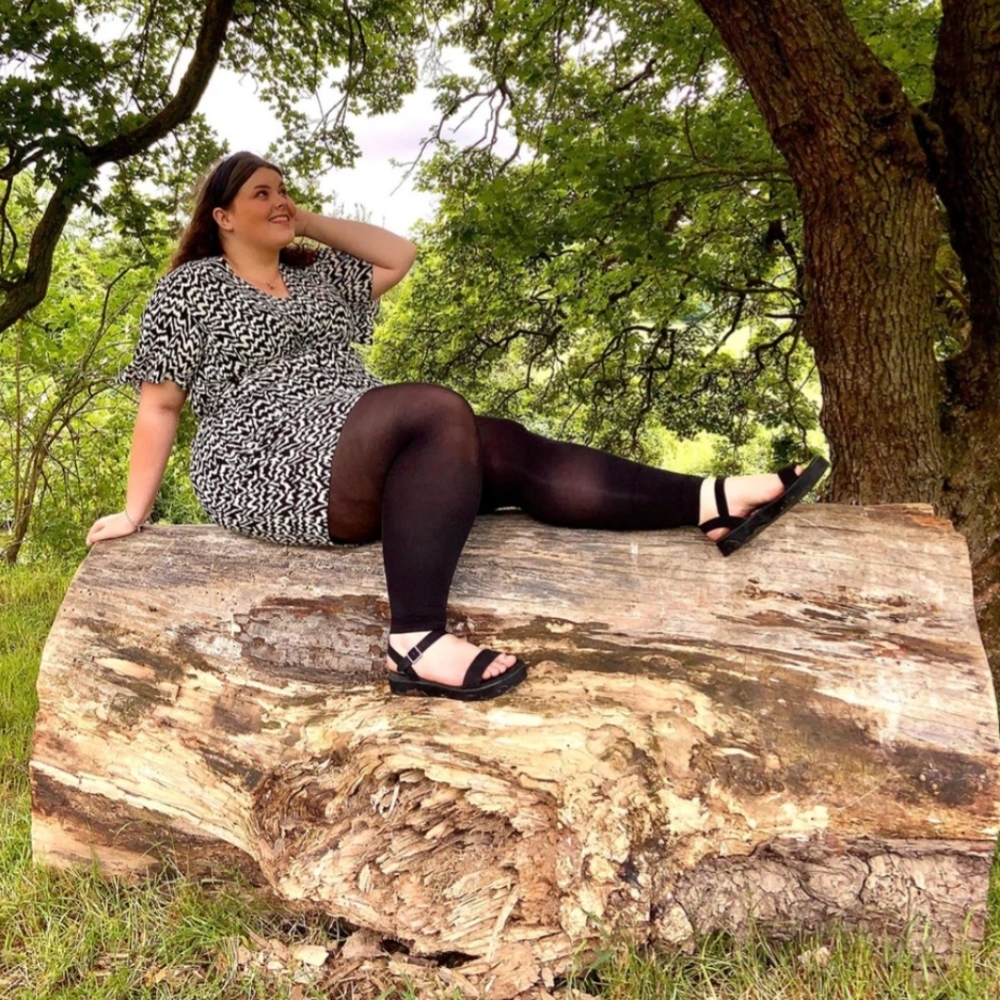 Snag opaque footless tights